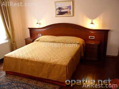 Savoy Hotel 13